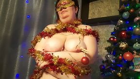 Naughty BBW dressed like a Christmas tree with garlands and fucked in her mouth, Happy new year!