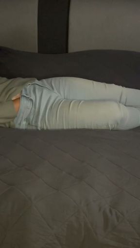 Satisfying Bonie Bed Jeans Trembling Twitch Moaning Hot Blonde Multiple Orgasms Stretching Pussy Clit Foreplay Clyde&hellip;   Clip 1