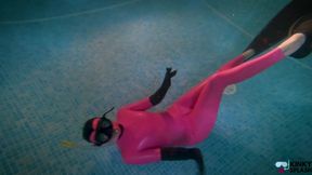 Slippery Latex Slut's Deep Pool Diving Tease