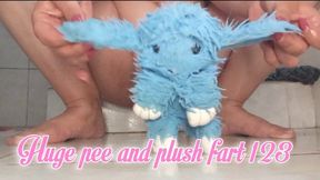 Huge pee and plush fart 123