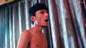 Servant Got Intimate With His Dominant Mistress In The Night
