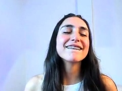 Hot amateur webcam teen masturbates for their fans