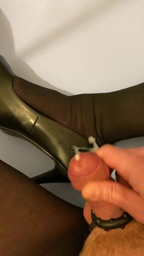 Quick handjob sticky on my heels