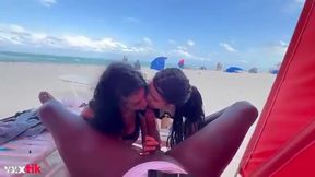 Ebony sluts suck big BBC in public