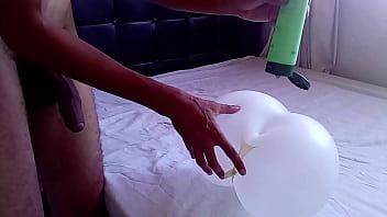 (Tutorial) How to make a latex glove into a sex toy. And some ways to use it.