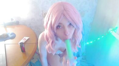 Magic wand makes her brain overloaded to ahegao face