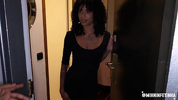 ESSA SAFADA ADORA LEVAR PIROCADA NA BUCETINHA