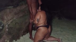 negao nao aguentou a pressao da bbw rabuda e acabou gozando de pau mole