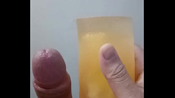 較硬的飛機杯