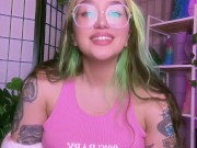 En pyjama avant d’aller au lit je m’enfile un Bad dragon