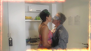 PUTA SE RECOJE AL HERMANASTRO DESPUES DE UNA FIESTA , CON PERLA LOPEZ