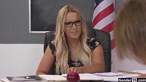 Tranny teacher kayleigh coxx swallowing student