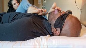 Lana Noccioli Foot Worship - Ebony guy Toes Before Bros licking very badly my soles