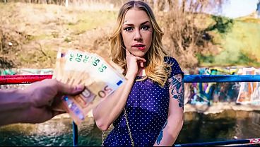 Blonde Hottie Takes Cash to Ditch Boyfriend for a Public Creampie