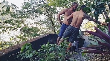 Comi um macho na trilha