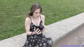 Rose Carter gives the best blowjob in an amateur photoshoot