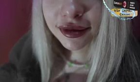 I Encountered a Street Performer in a Fur Coat and Had an Unforgettable Experience!