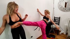 Pamela vs Barbie - BJJ vs Karate