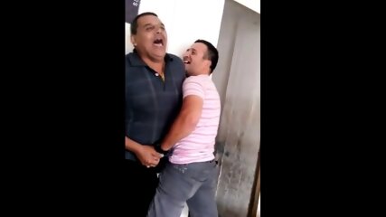 Los toca bultos haha
