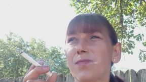 Coffee, Cigarette & Relaxation in Nature