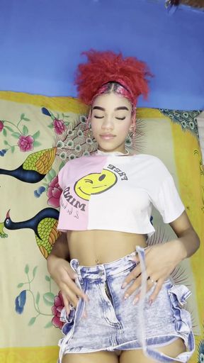 Adorable C-cup babe drops it for your pleasure