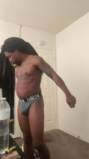 Kai Da Thonger Grinds Raw Passion Solo