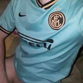 sexy fan of inter milan masturbating