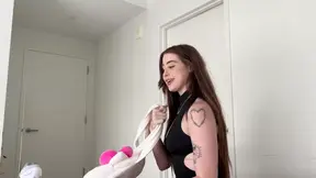 Sharing The Bed With My Roommates GF-Rosie Rider