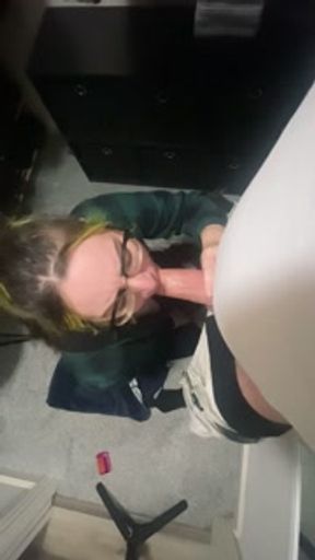Ever wonder what it looks like when a milf deepthroats your cock? - Internet Neighbors