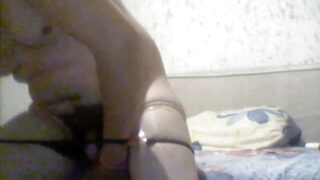 Plumpede modne homoseksuelle ludere i strømpebukser higer efter hård anal action