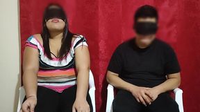 le pagamos 100 $ a una pareja de casada para jugar el juego del test a ver si adivina que tienen en su boca la chica le poner los cuerno con el modelo del juego terminan follando parte 1/2