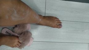 Sexy Mom Nikita Puts Cream on Her Hot Feet in a Cosmetics Shop