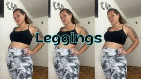 Trying on new leggings and bouncing my boobs