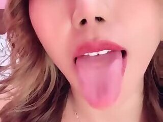 (TELEGRAM @TANTEMELA) Disuruh Nonton Aksi Nakal Langsung Mamih Aurora