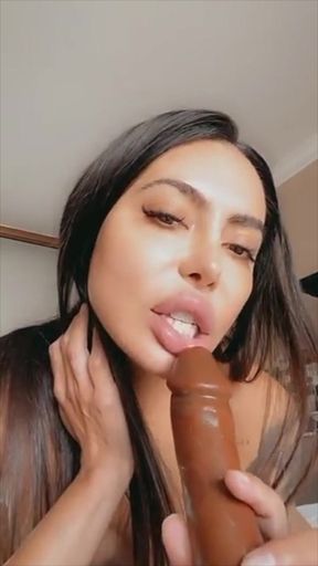 DILDO ORAL AND RIDING LIKE A PRO