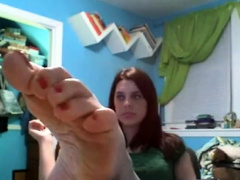 girl feet on web cam