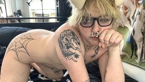 FTM Puppy wants to play with his knot