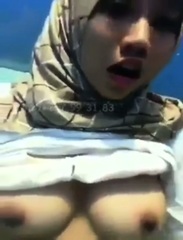 COLMEK LAGI SANGE BANGET DIKAMAR MANDI