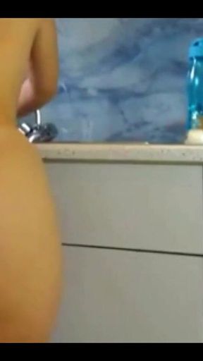 Erotic Euphoria: Sexydea's Nude Twerking Extravaganza!
