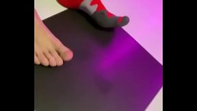 Vecino con gusto por los calcetines