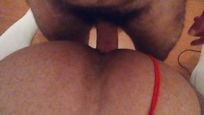 o puto de calcinha e gemendo gostoso. parte2