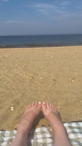 Beach toes