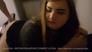 Travestiți amatori grași îmbrăcați pentru fute anale dure și sex oral