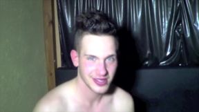 Flo fucked by sexy boys with tattoos