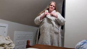 I Never Knew My BBW Stepmom Could Be so Damn Sexy Until We Were Home Alone and She Seduced Me!