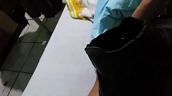 Eu n&atilde_o sei o que tem no Sapat&atilde_o que meu vizinho usa para trabalhar todos os dias que cada vez que eu gozo nele mais eu quero goza uma tenta&ccedil_&atilde_o