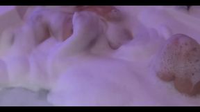 58-year-old Beautiful Mature Can't Resist Anymore and Leaves the Jacuzzi to Be Fucked
