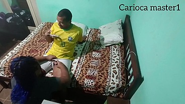 Comendo colega de trabalho no pelo