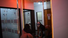 conhecemos uma ninfeta no meio da rua e metemos a vara nela no motel