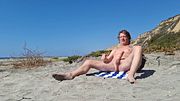 Got so turned on at the Beach that I had to Masturbate and Cum in Public